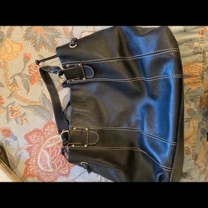 Kate Spade Pebble leather shoulder bag.